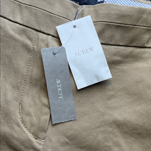 J. Crew Chino Tan Women's Shorts 100% Cotton - Picture 3 of 10